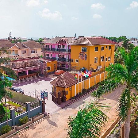 Hilton View Hotel Ogbodjo Eksteriør billede