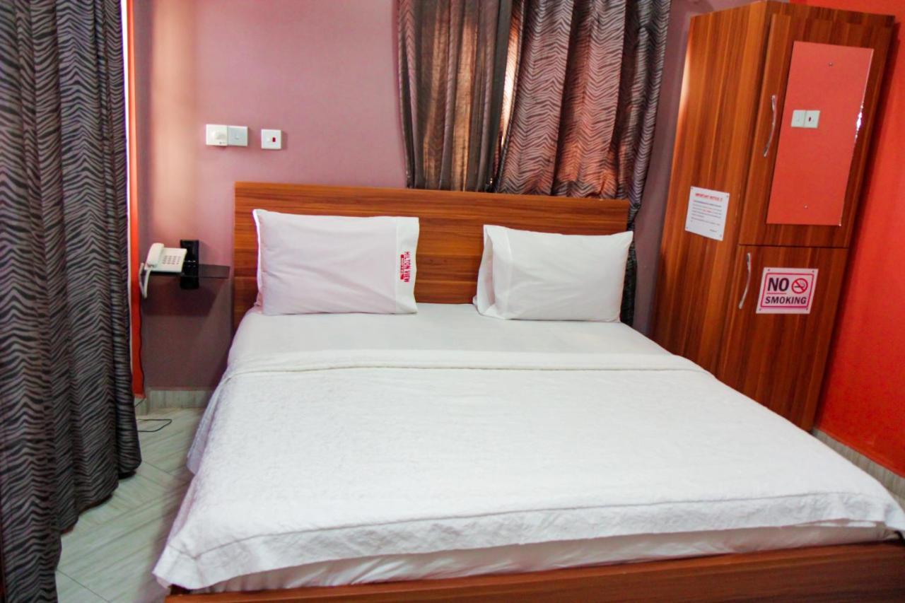 Hilton View Hotel Ogbodjo Eksteriør billede