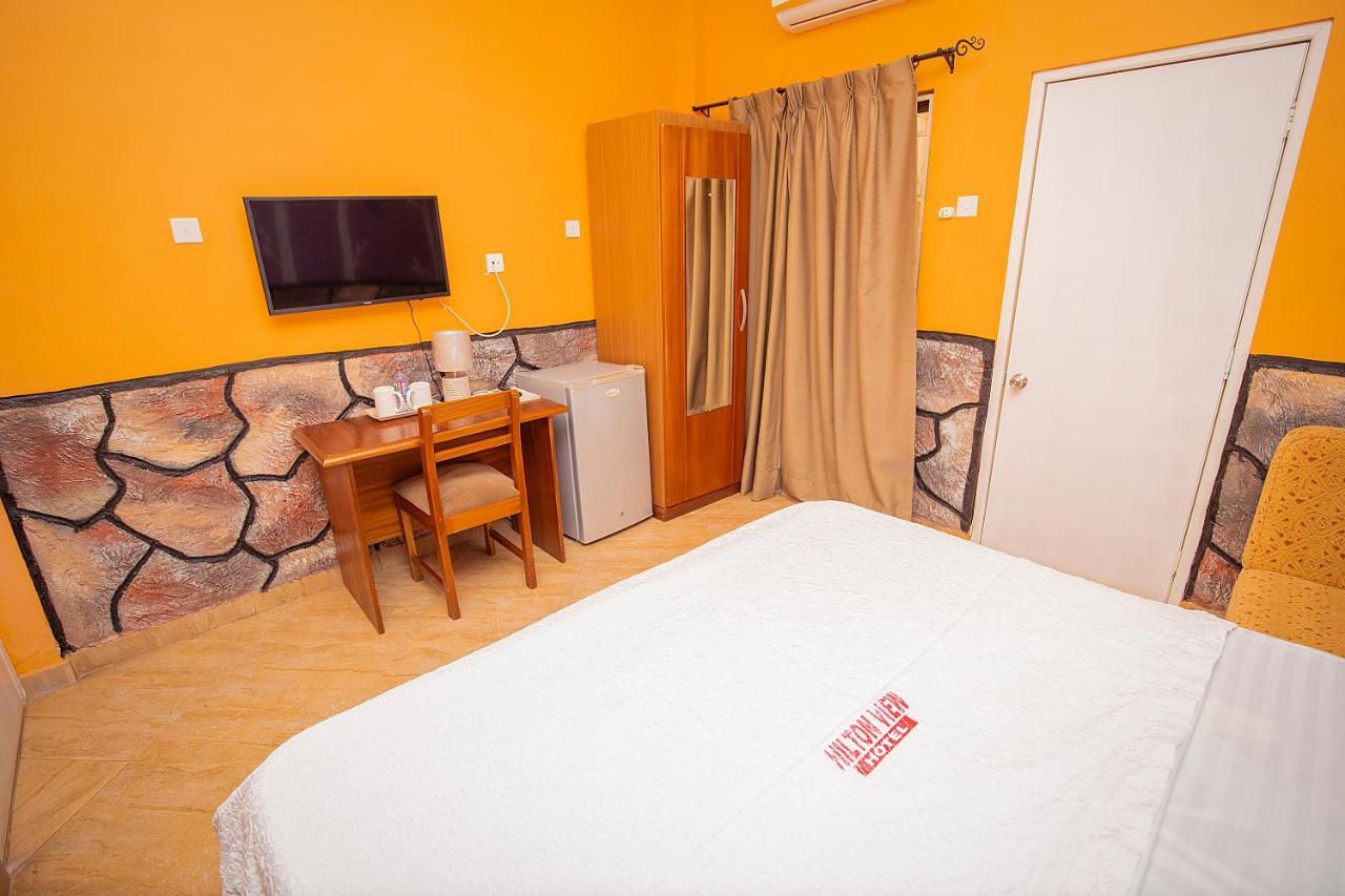 Hilton View Hotel Ogbodjo Eksteriør billede