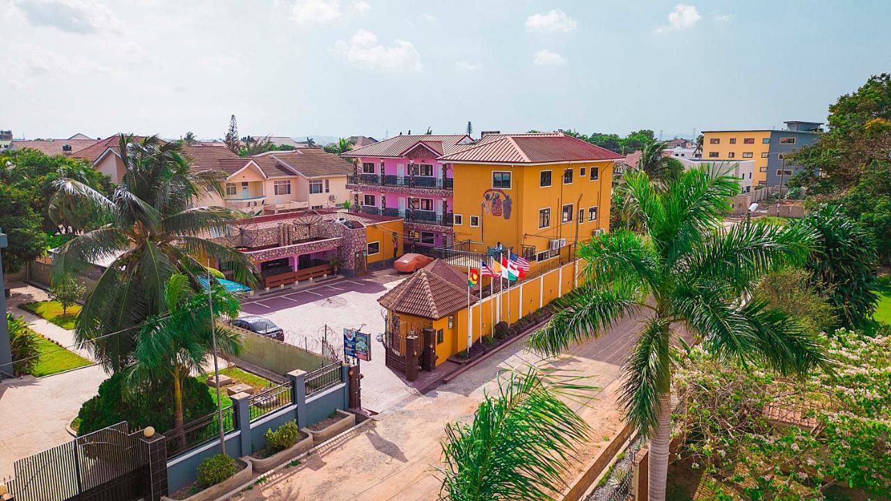 Hilton View Hotel Ogbodjo Eksteriør billede