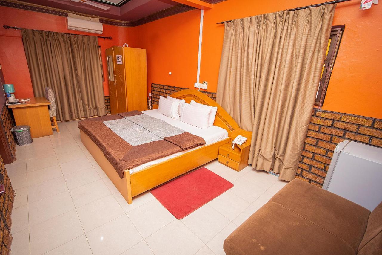 Hilton View Hotel Ogbodjo Eksteriør billede